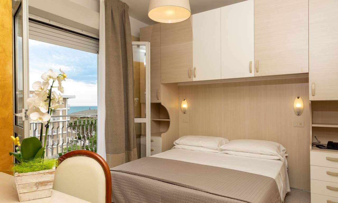 Acapulco Beach Jesolo Extérieur photo
